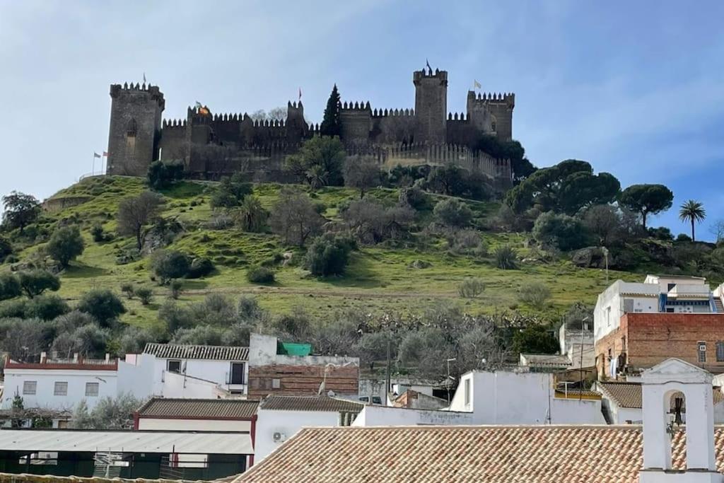 Apartamento La Iglesia Almodovar del Rio Bagian luar foto