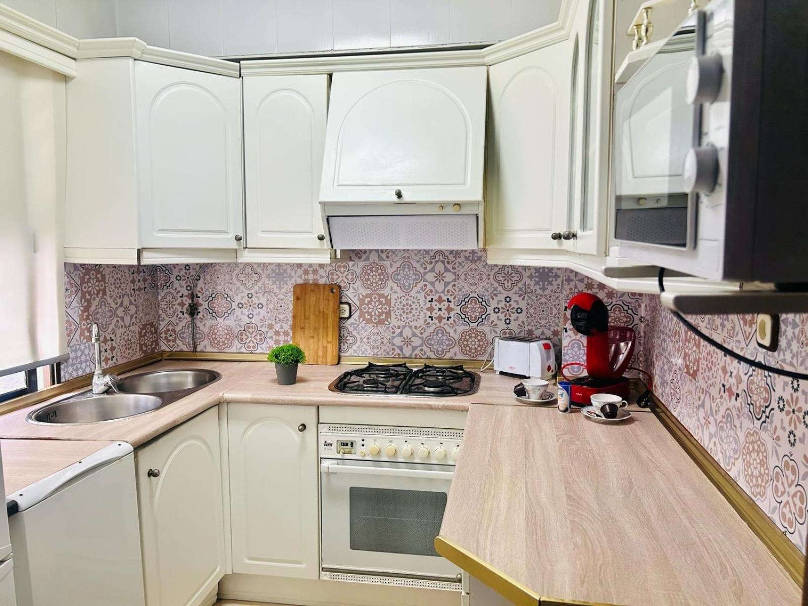 Apartamento La Iglesia Almodovar del Rio Bagian luar foto
